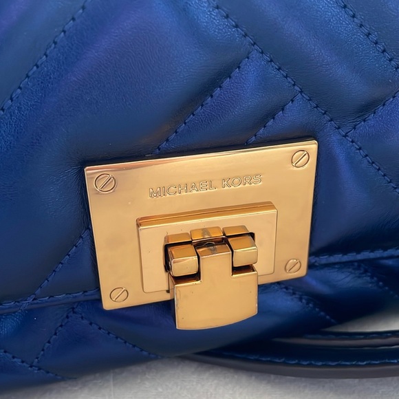 Michael Kors Vivianne Quilted Leather Medium Shoulder Flap Bag in Midnight Blue - Picture 7 of 16